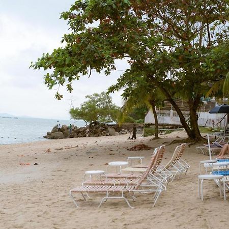 טנג'ונג בונגא Rainbow Paradise Beachfront Penang מראה חיצוני תמונה