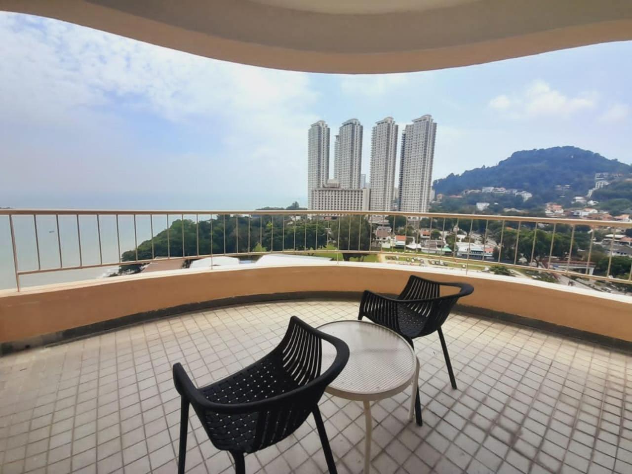 טנג'ונג בונגא Rainbow Paradise Beachfront Penang מראה חיצוני תמונה